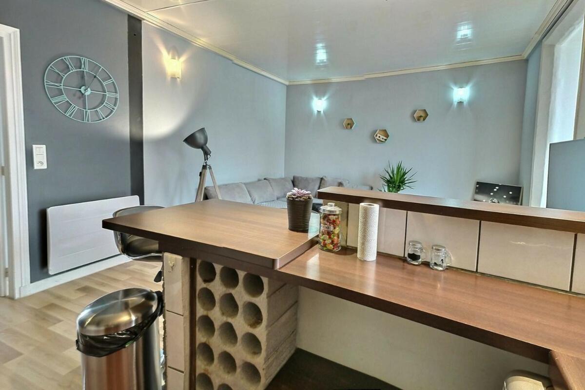 Danton | Spacieux | Wifi | Parking | Proche Centre تروي المظهر الخارجي الصورة